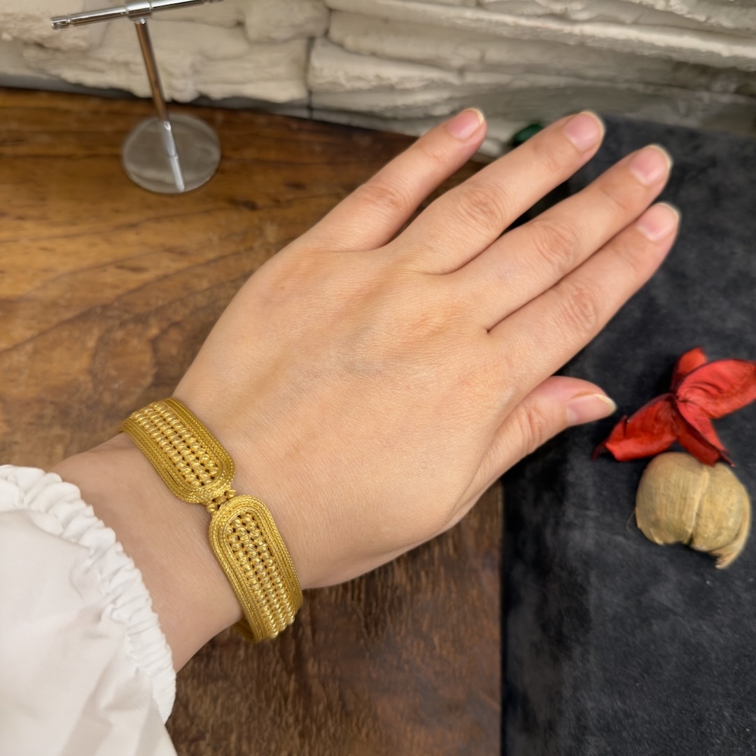 altin-modeli-dorika-bileklik