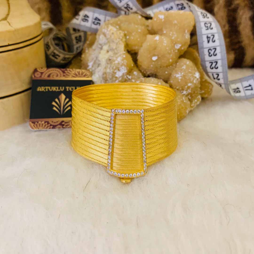 silver-womens-bracelet