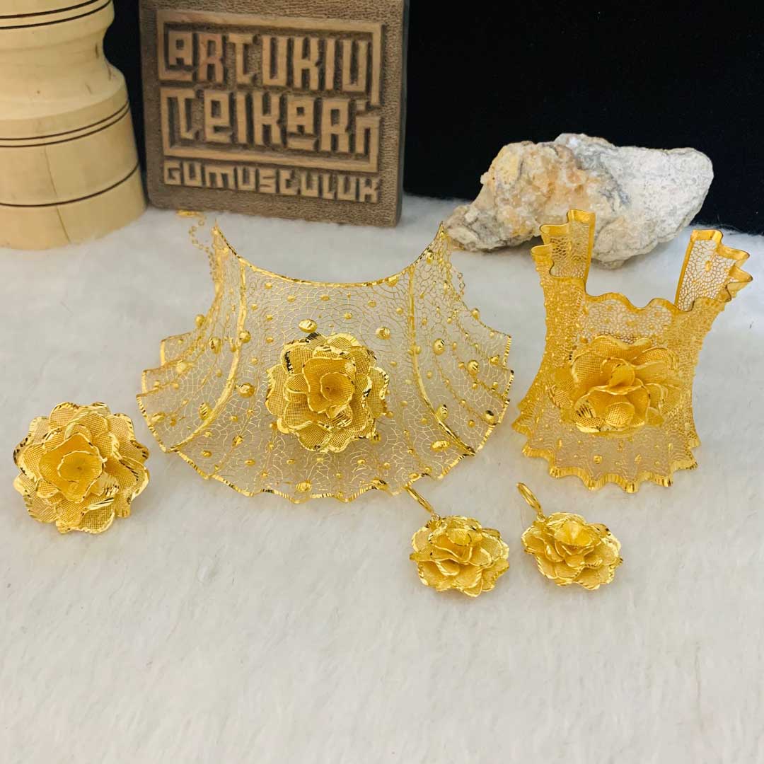 altin-kaplama-gumus-bayan-setleri