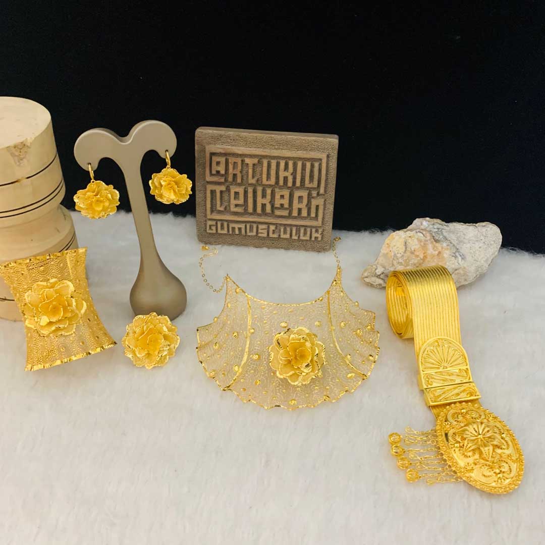 gold-plated-silver-women's-jewelry-set