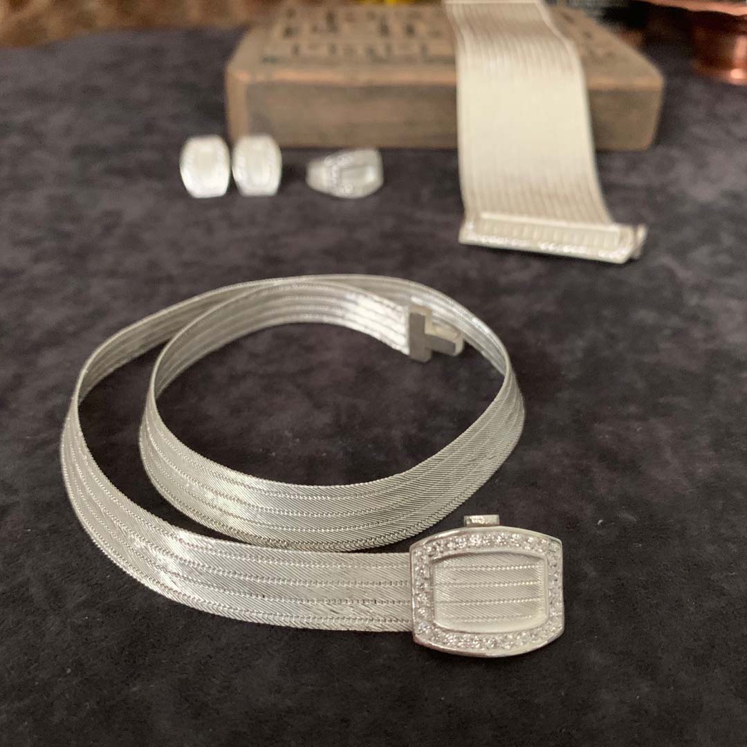silver-bracelet