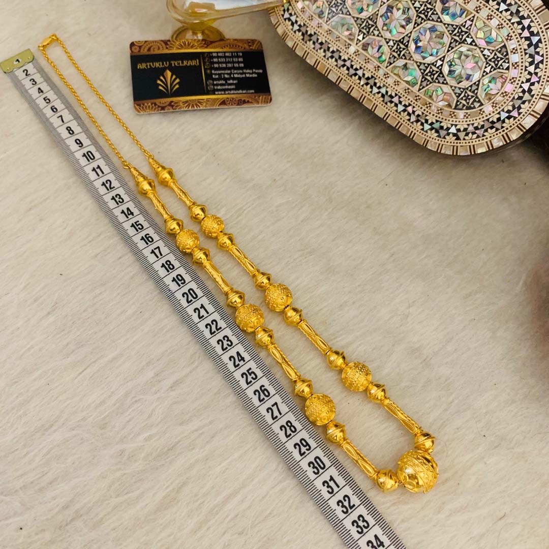 kostek-necklace