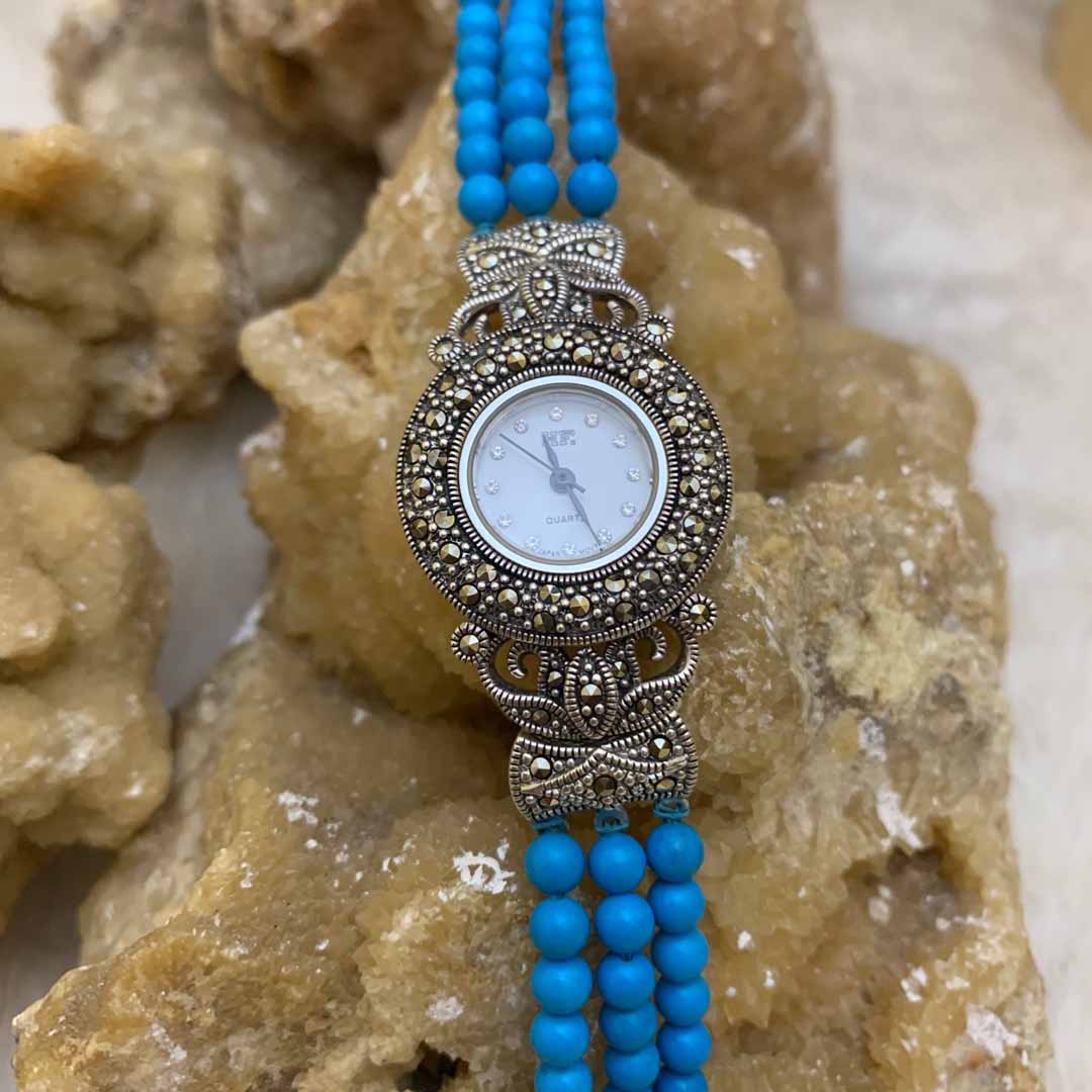 silver-ladies-wristwatch-with-turquoise-stone