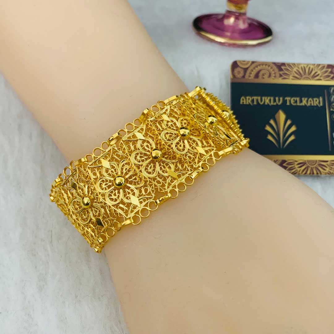 filigree-silver-lady-bracelet