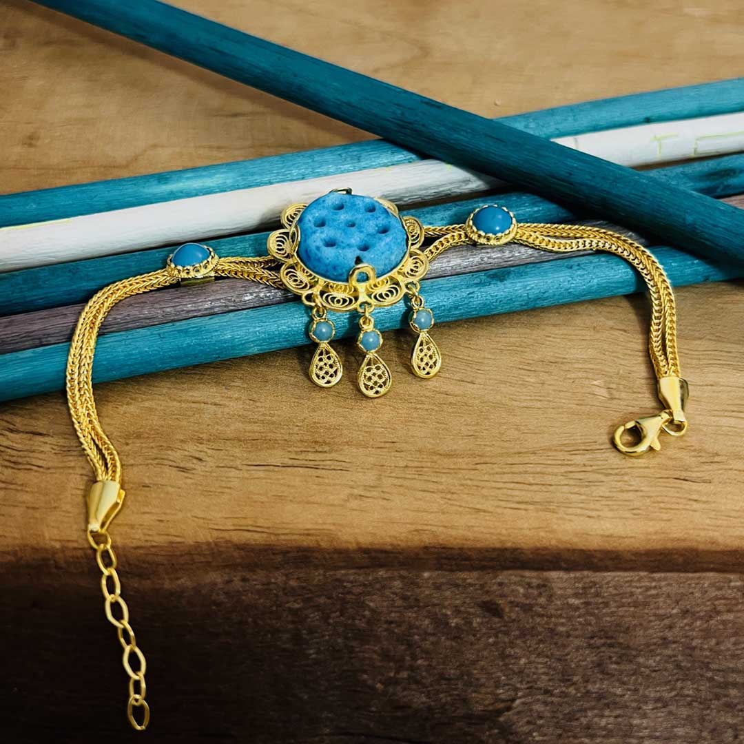 hand-made-gold-model-bracelet