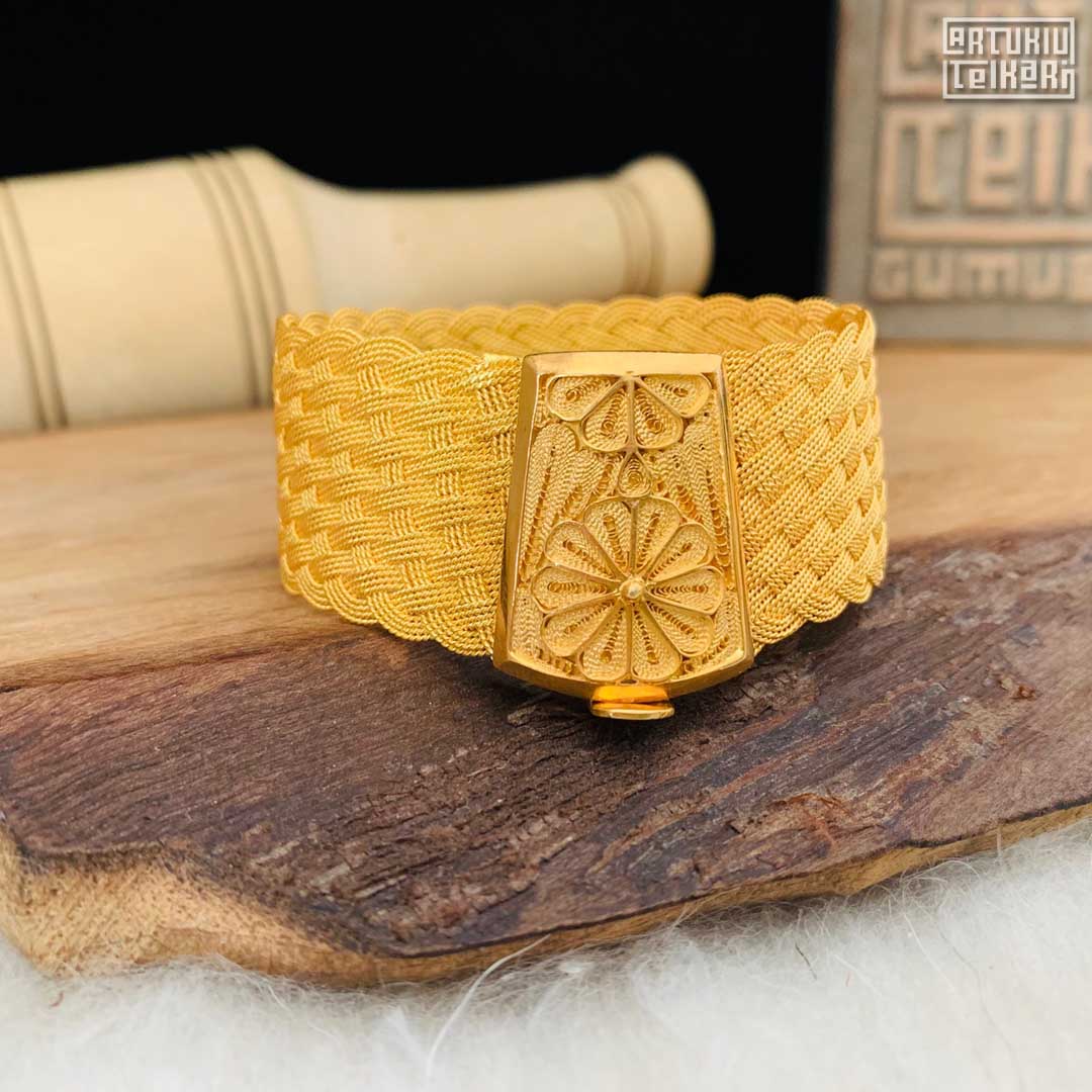 hand-made-silver-sterling-womens-bracelet
