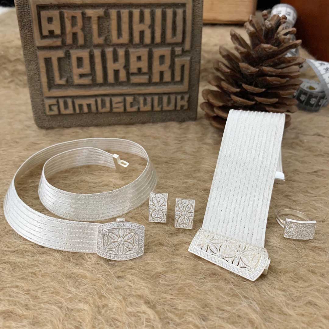 trabzon-gumus-bayan-taki-seti