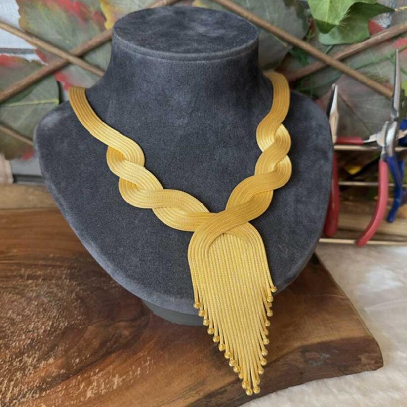 dorika-orgulu-bayan-kolyesi