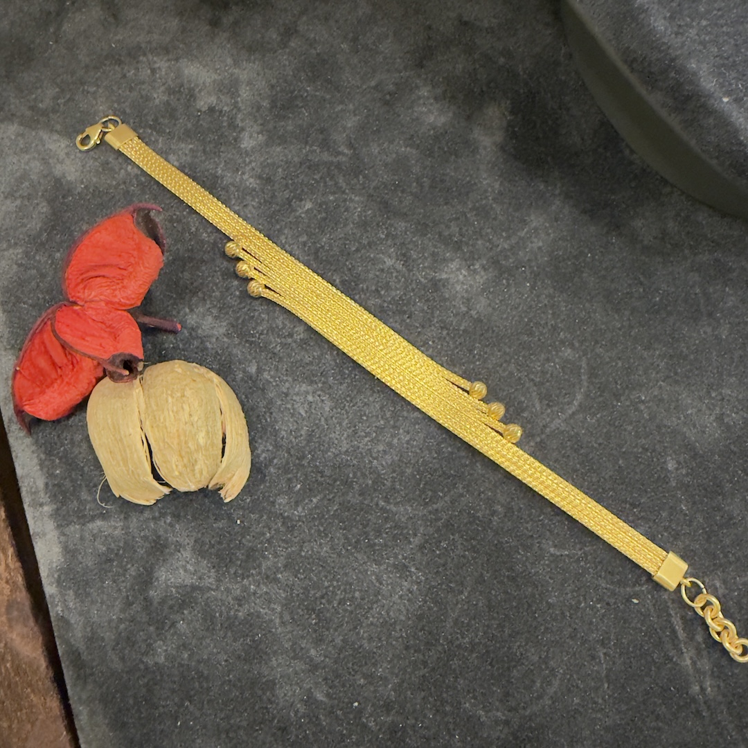 gold-plated-silver-kaize-women’s-bracelet