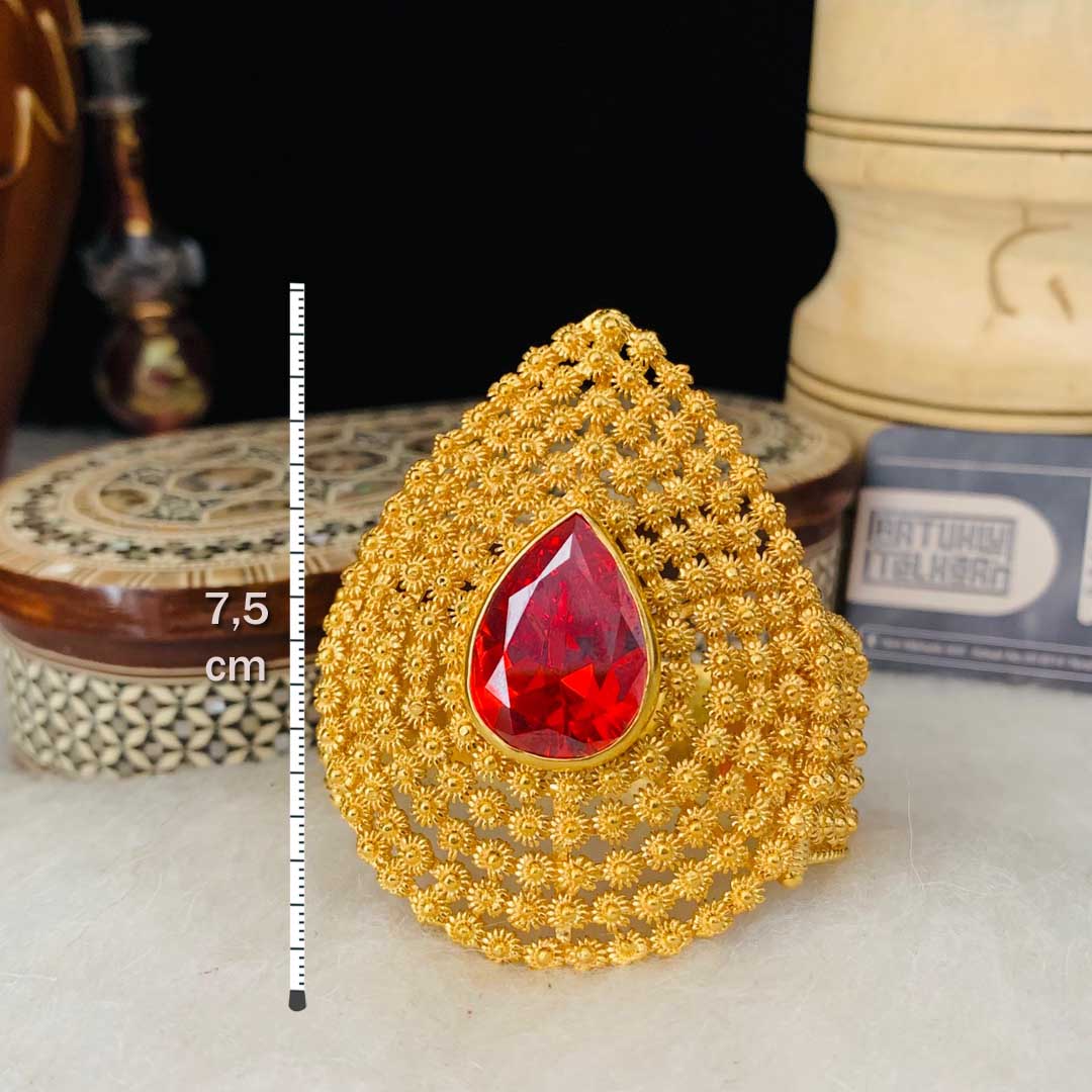 hand-made-women’s-bracelet