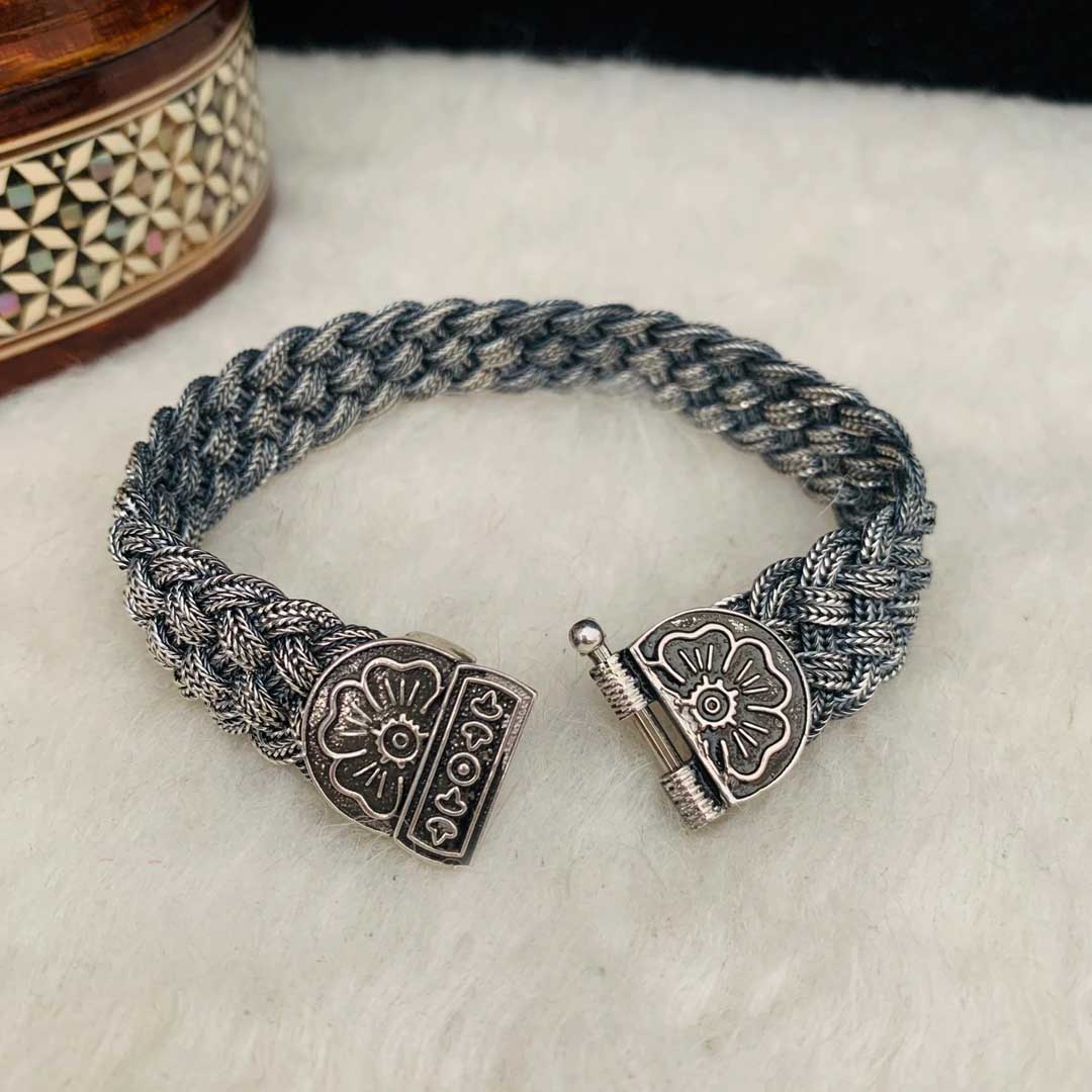 Pulseira Masculina em Couro e Prata 950/925 - MADALAHARA