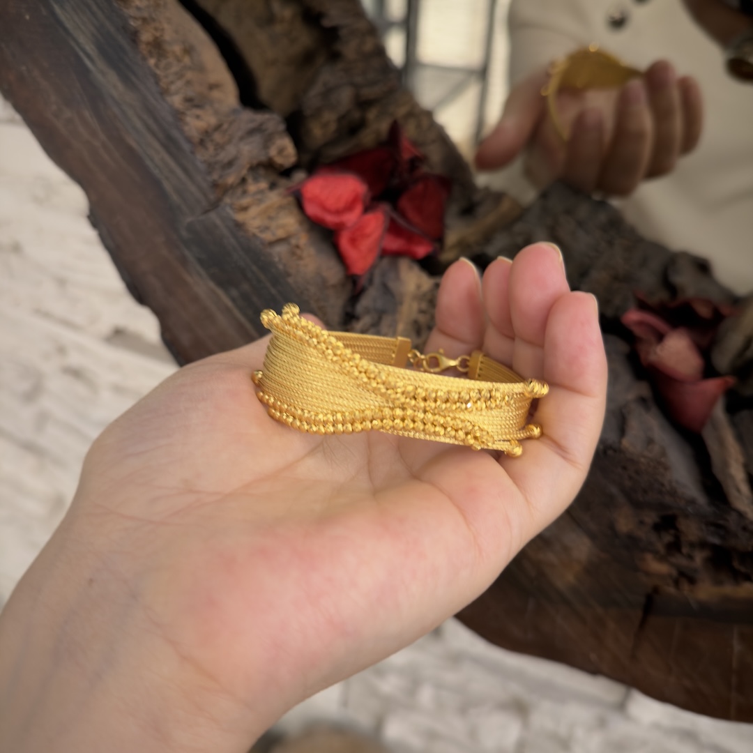 orgulu-dorika-bayan-gumus-bayan-bilekligi