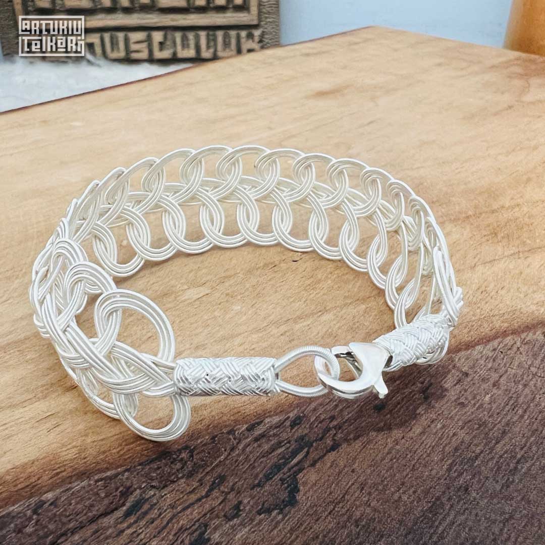 hand-made-silver-women’s-bracelet