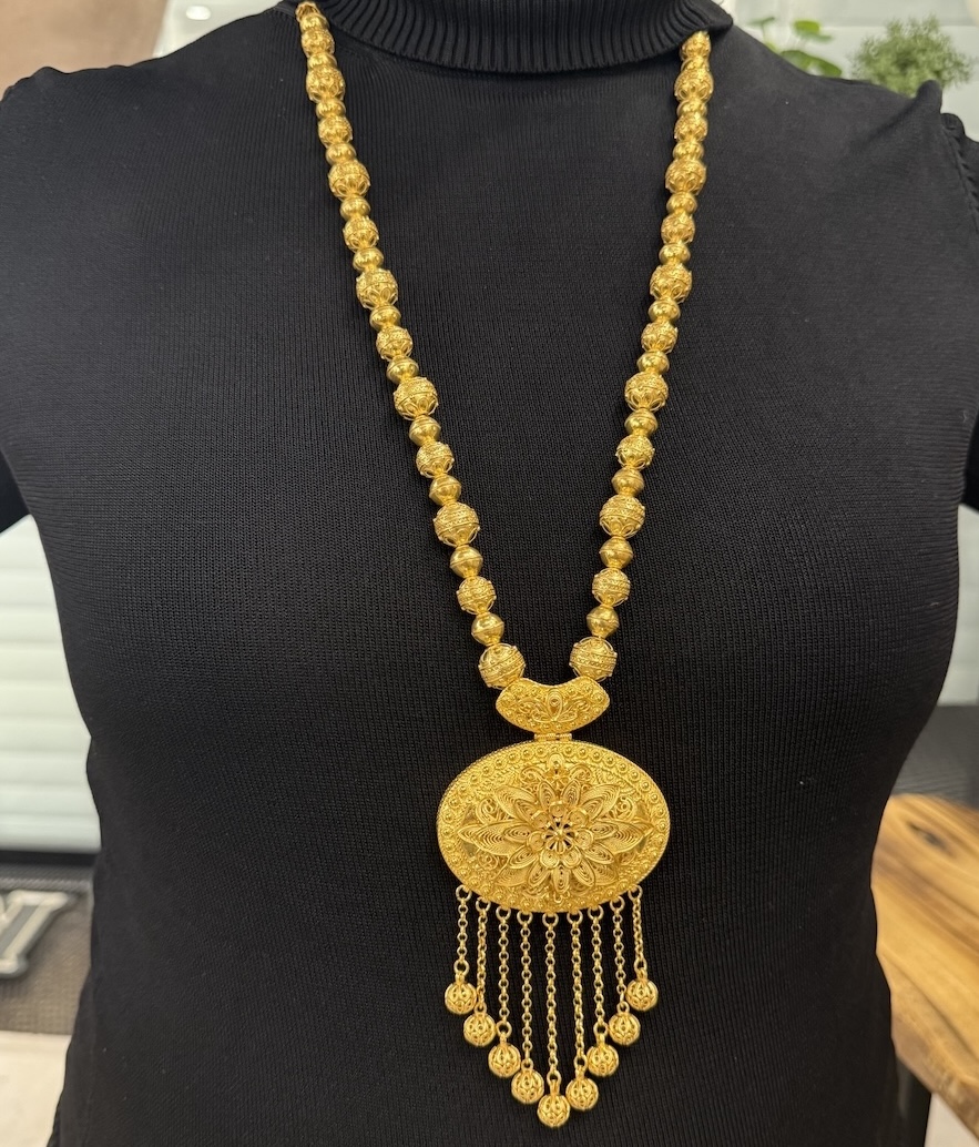 22-ayar-altin-modeli-gumus-kostek-gerdanlik