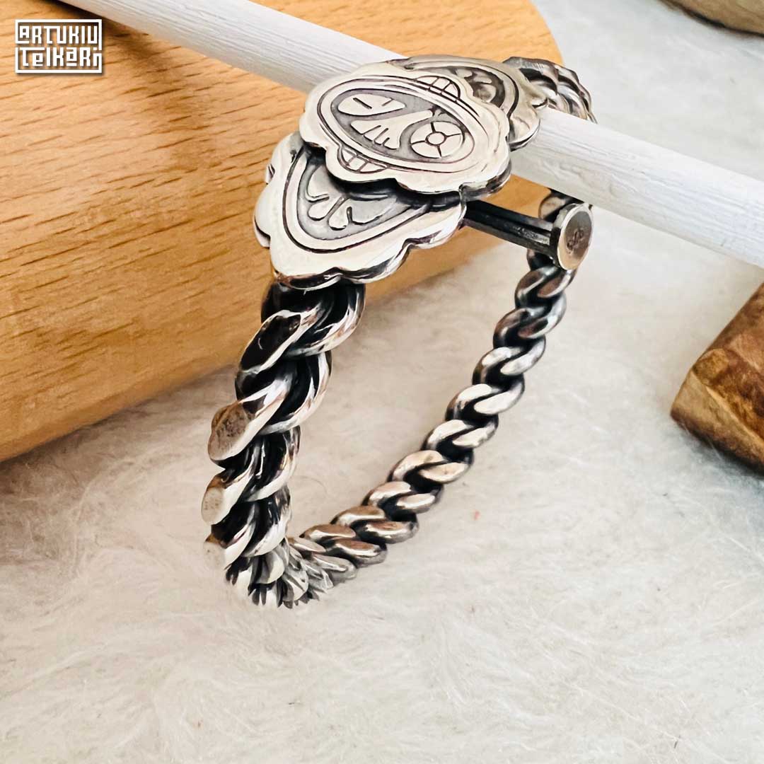 hand-made-silver-bracelet