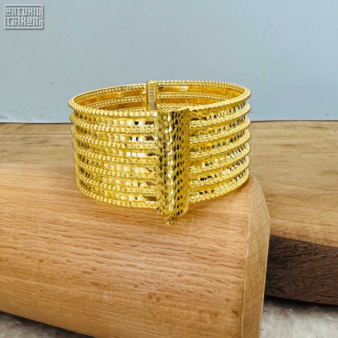 gold-plated-silver-hand-made-bracelet