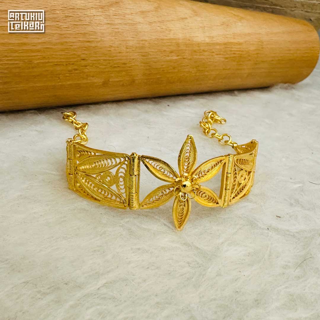 gold-plated-silver-filigree-bracelet
