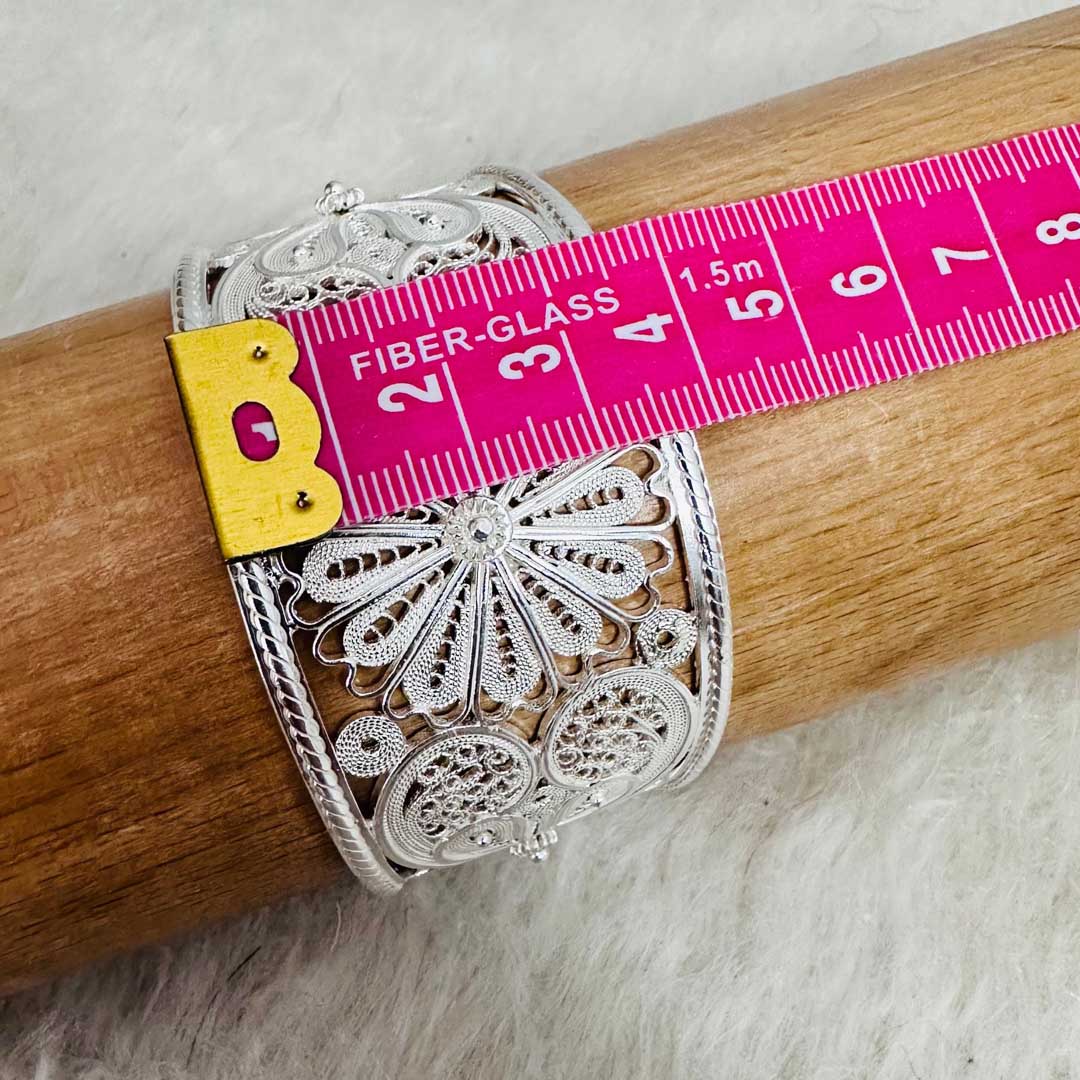 hand-made-filigree-silver-bracelet