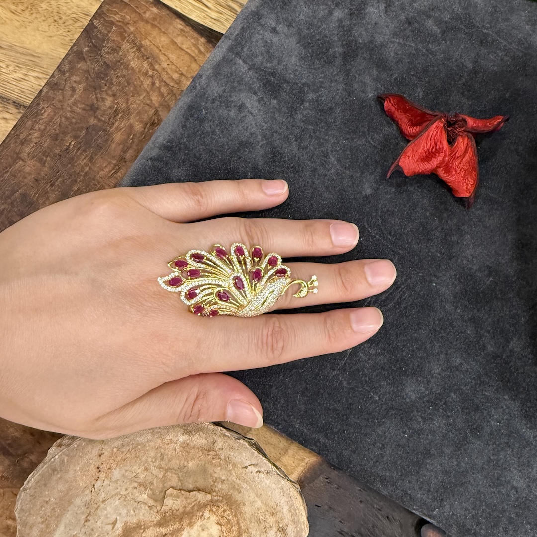 kirmizi-tasli-gumus-bayan-yuzugu