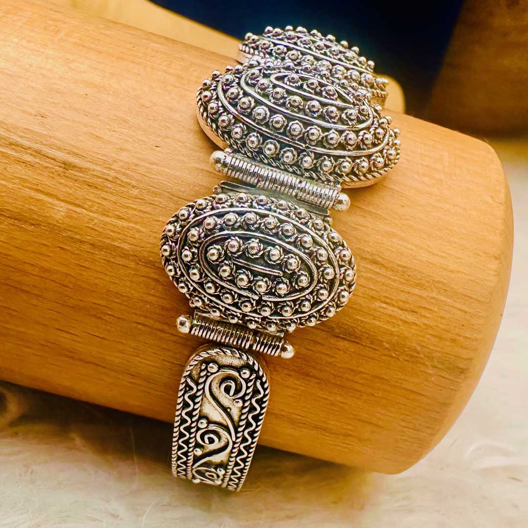 filigree-silver-bracelet