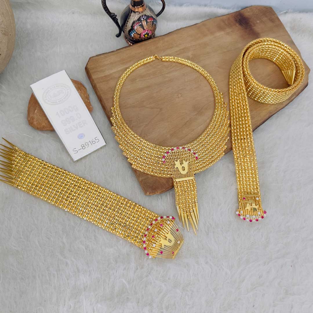 gold-model-silver-jewelry