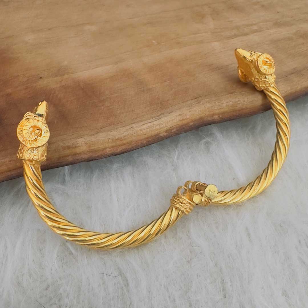 gold-plated-silver-ram-head-men-women’s-bracelet