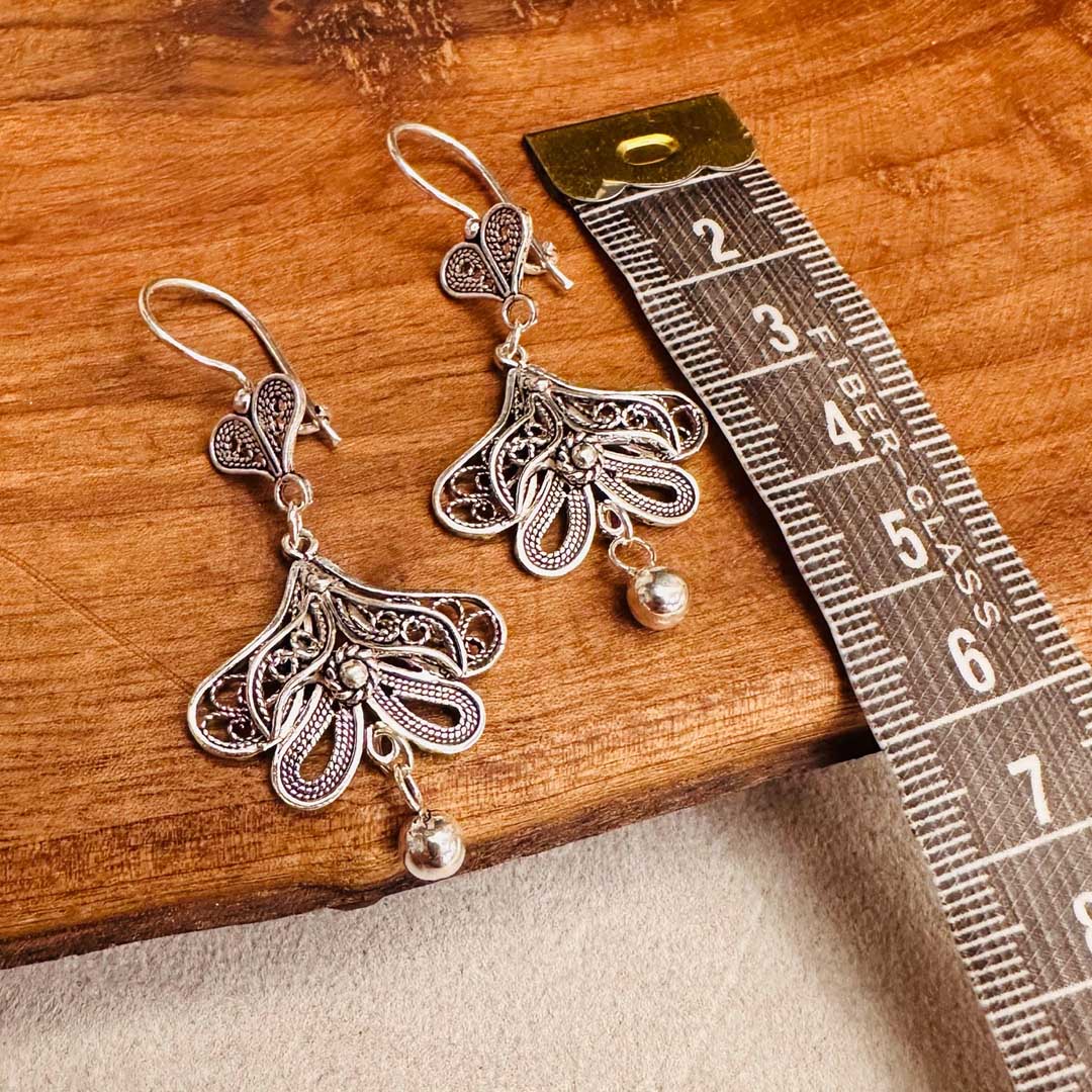 Midyat-Filigree-Silver-Design-Women’s-Earrings