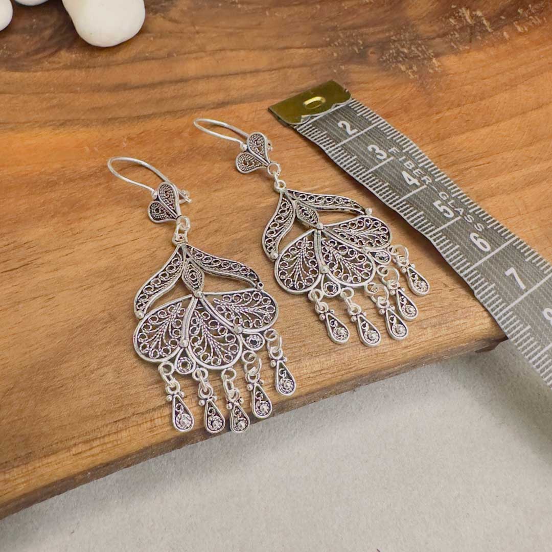 hand-crafted-silver-earring