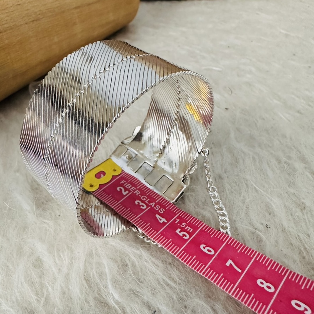bangle