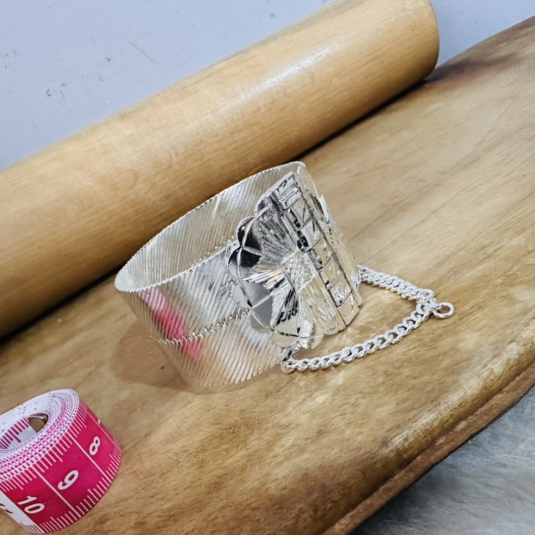 hand-made-silver-bangle