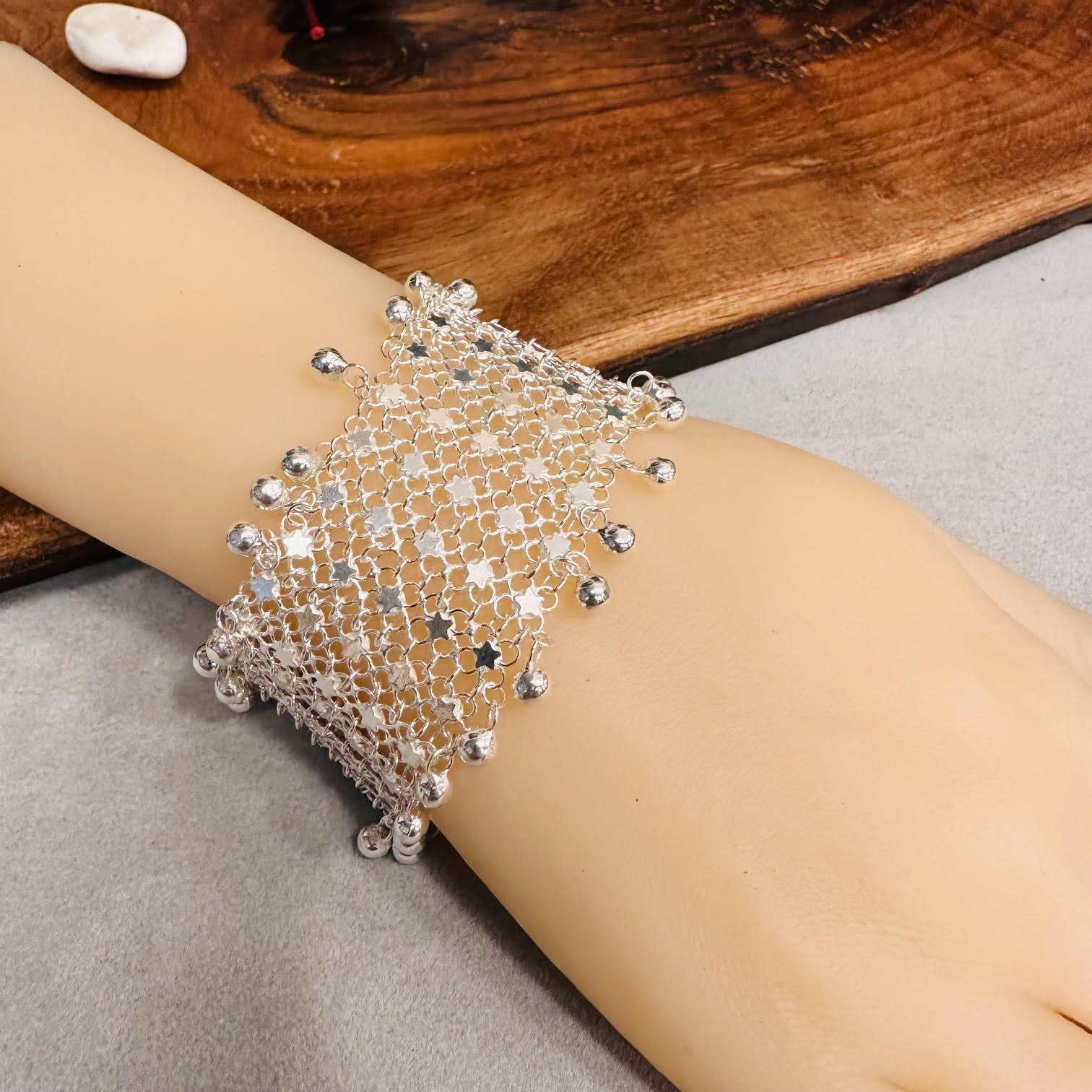 filigree-silver-bangle-bracelet