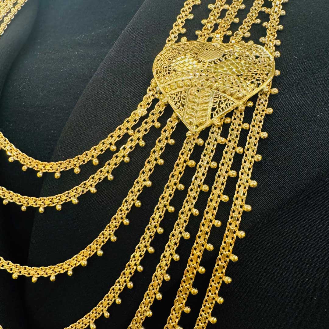 gold-necklace