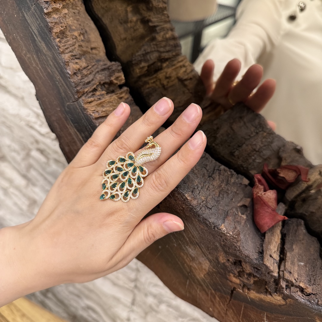 tavus-kusu-yesil-tasli-bayan-yuzuk