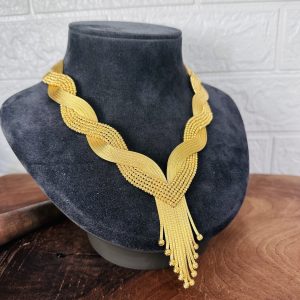 Dorika Bayan Kolye Modeli