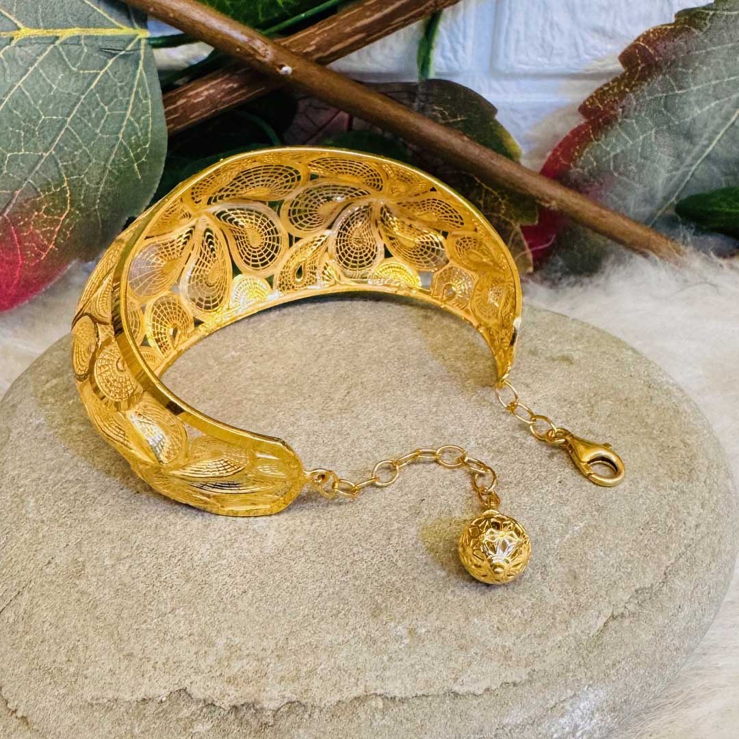 gold-plated-silver-women’s-bracelet