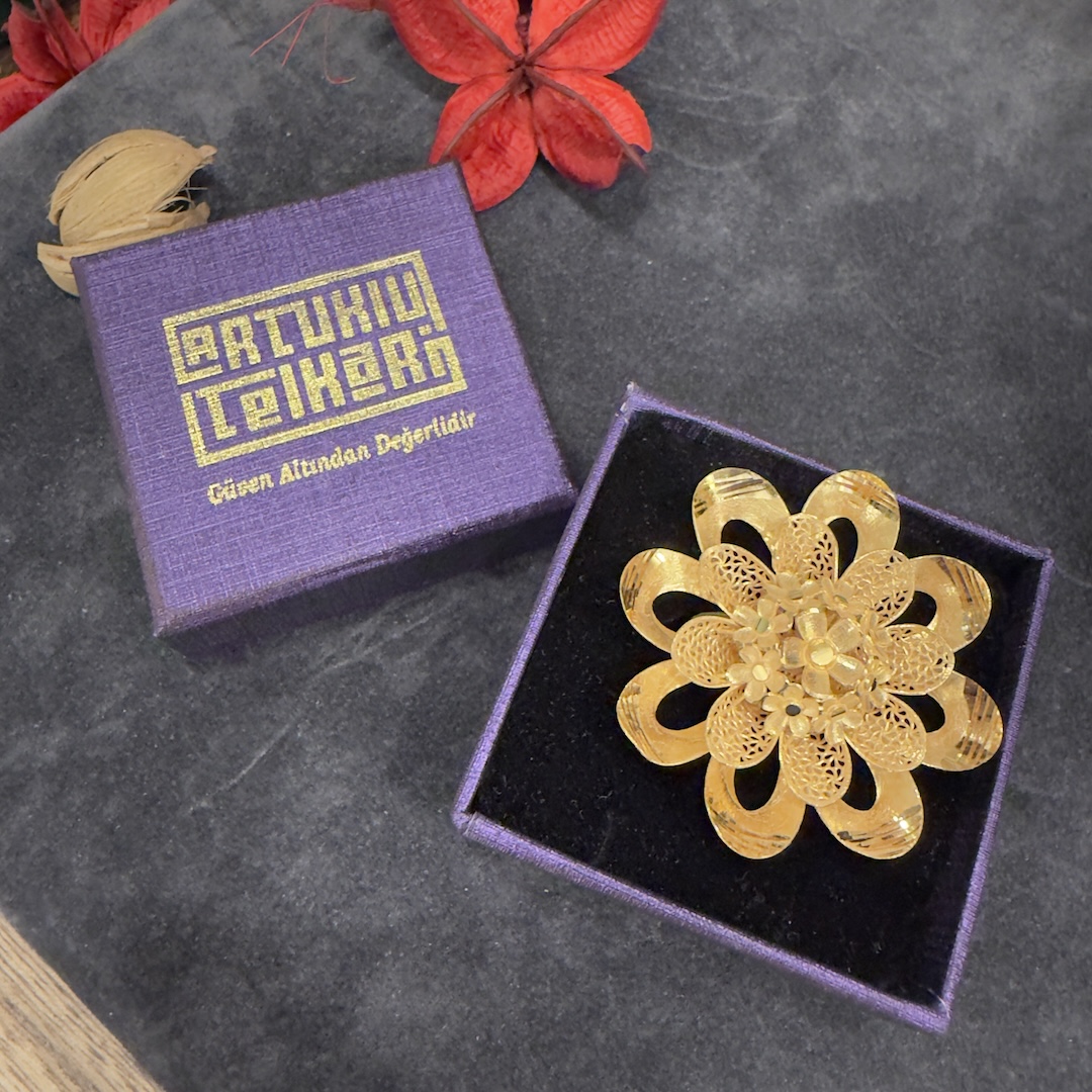 zambak-ciceği-yuzuk