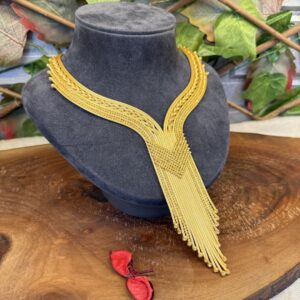 Özel Örgü İşlemeli Altın Modeli Dorika Bayan Kolyesi