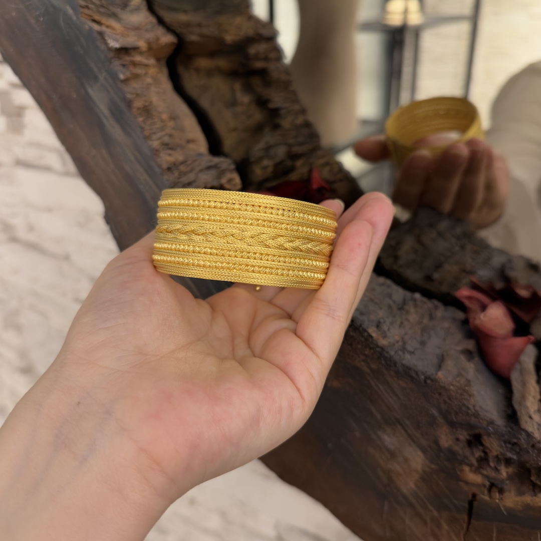 altin-modeli-dorika-bayan-bilekligi