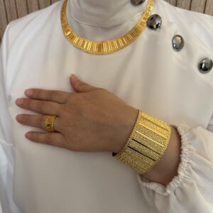 Desenli Altın Kaplama Gümüş Kleopatra Takı Seti