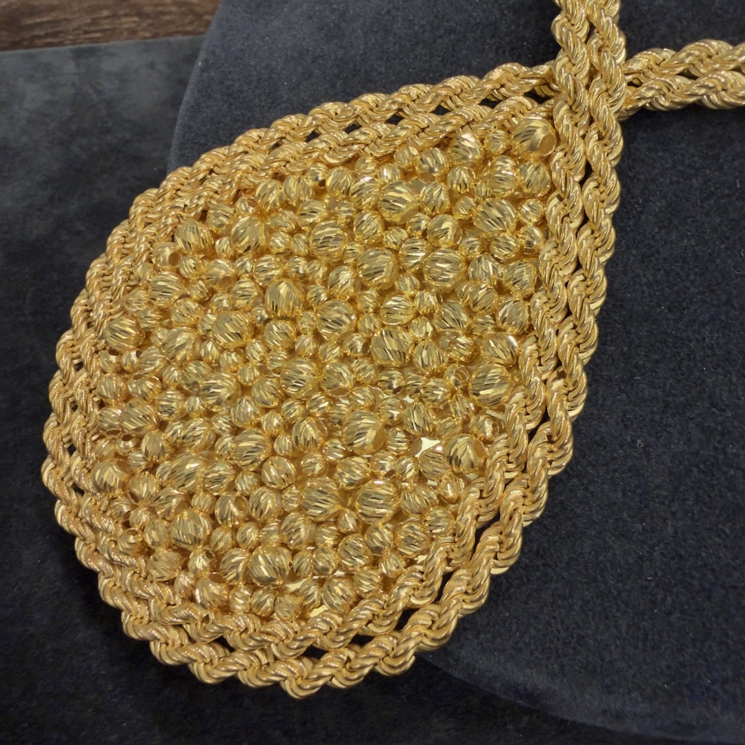 dorika-bayan-kolyesi