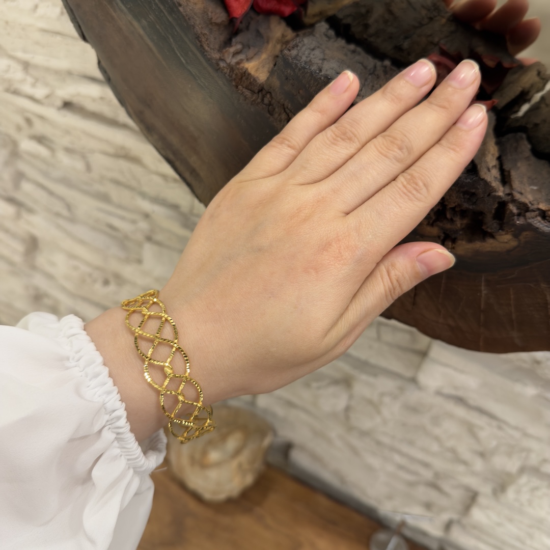 uc-telli-altin-modeli-gumus-bayan-bilezik