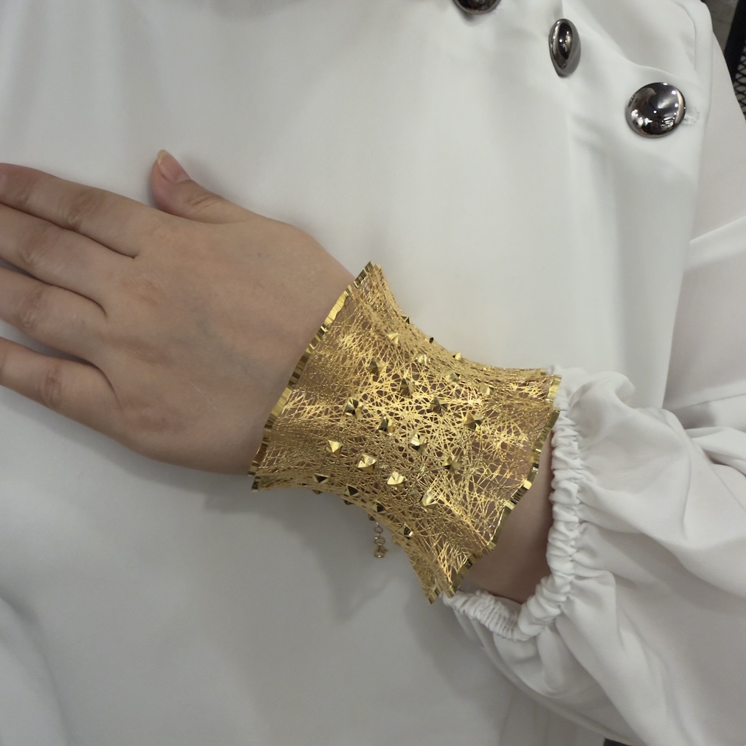 altin-modeli-gumus-fizyon-bilezik