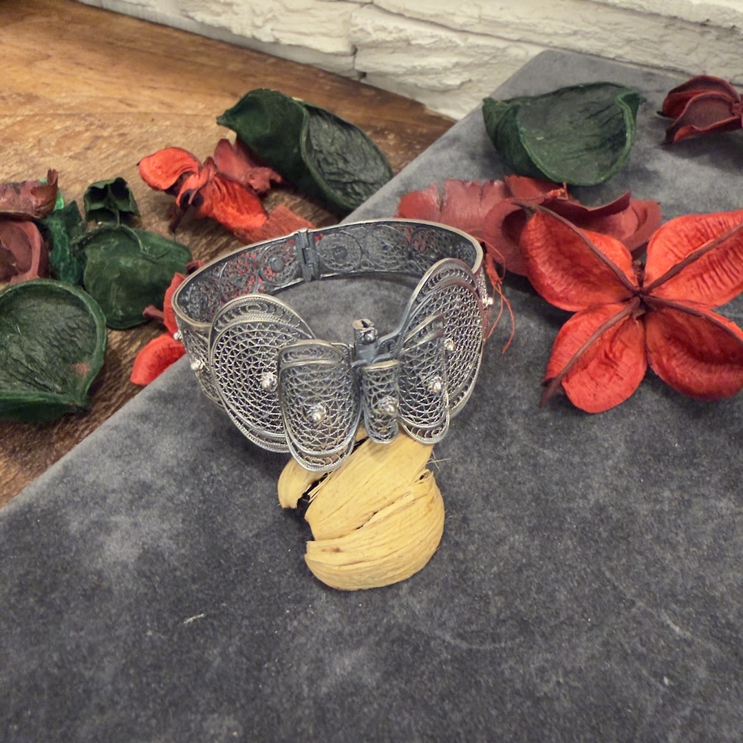 antik-model-telkari-islemeli-bayan-fiyonklu-bilezik