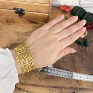 Yıldızlı Altın Modeli Gümüş Bileklik